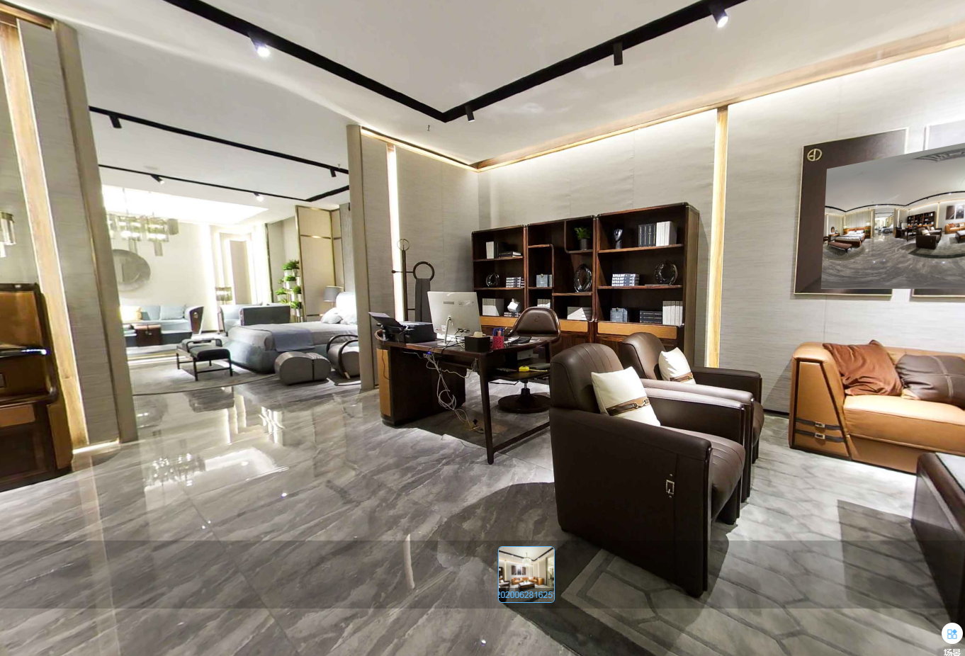 VR技術(shù)讓你宅在家里看世界